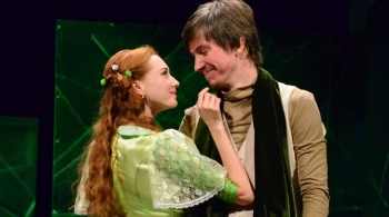 Отель двух миров