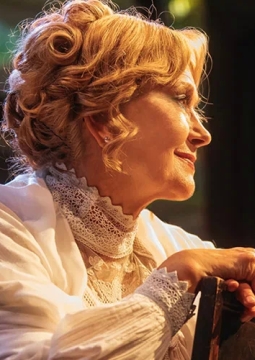 Толстого нет