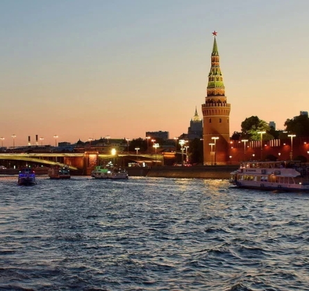 Экскурсия по вечерней Москве