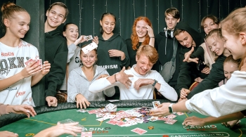 Карты. Тайны. Петербург