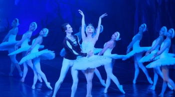 Лебединое озеро