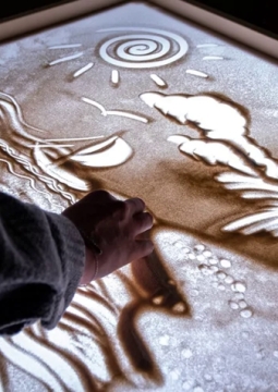 Создаем две песочные картины разными техниками