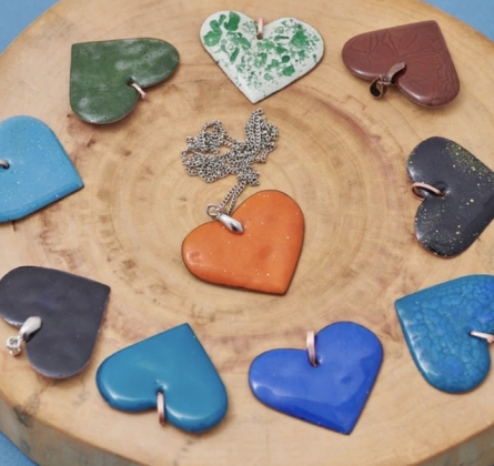 Цветной кулон. Ювелирная эмаль