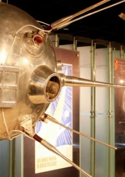 Космическая история России