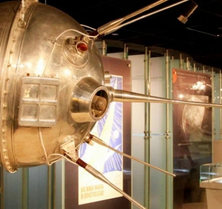 Космическая история России