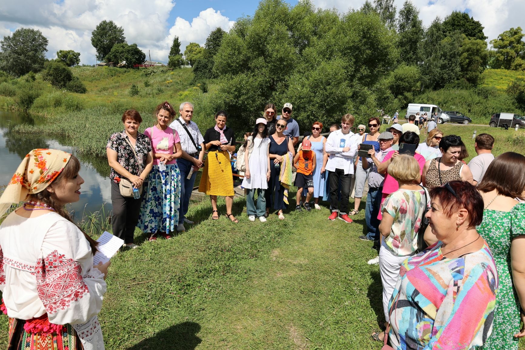 В Овстуге прошел фестиваль-ярмарка народных ремесел