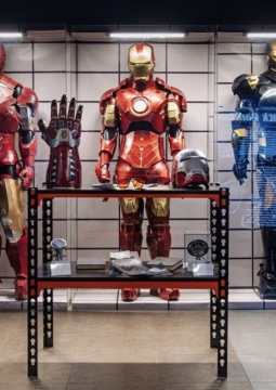 Выставка супергероев Marvel