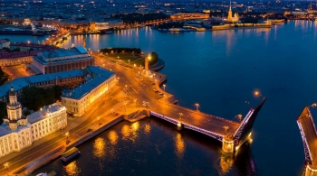 Джаз над ночной Невой и развод мостов