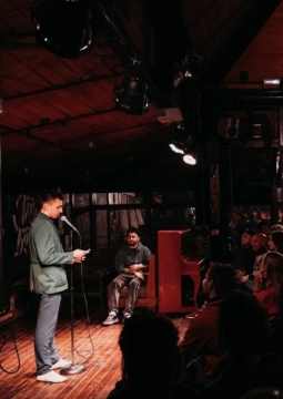 Закрытый микрофон