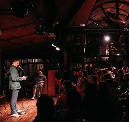 Закрытый микрофон