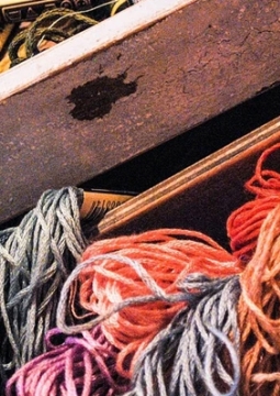 Создание картины из шерсти