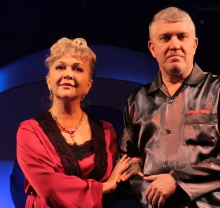 Пижама на шестерых, или Ужин по-французски