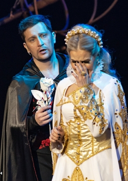 Собака на сене