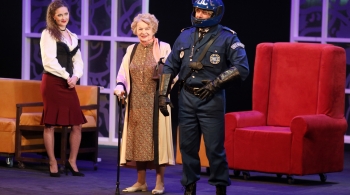 Очень дорогая тётя