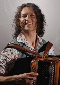 Александр Бардин