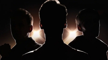 Три товарища