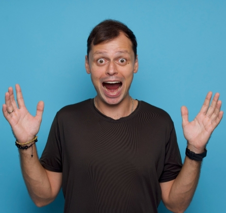 Виктор Комаров