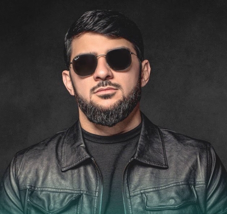 Ислам Итляшев