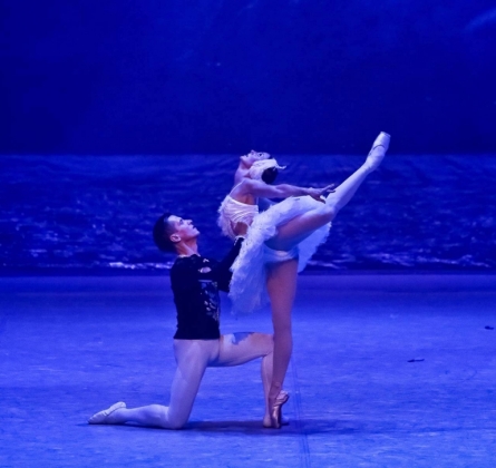 Лебединое озеро