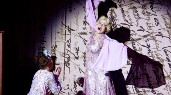 Фаина. Птица, парящая в клетке