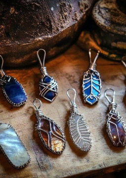 Алхимия камня. Уникальные украшения