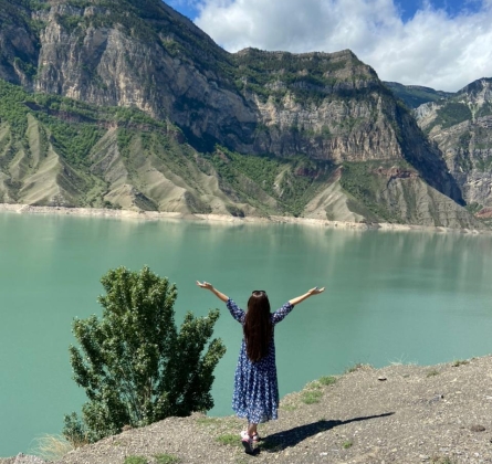 Хунзах, Каменная чаша и озеро Мочох