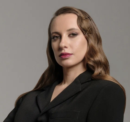 Виктория Складчикова