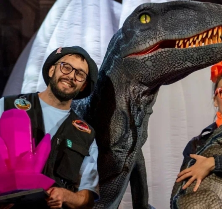 Диношоу. Настоящий динозавр