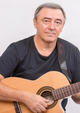 Александр Исаев