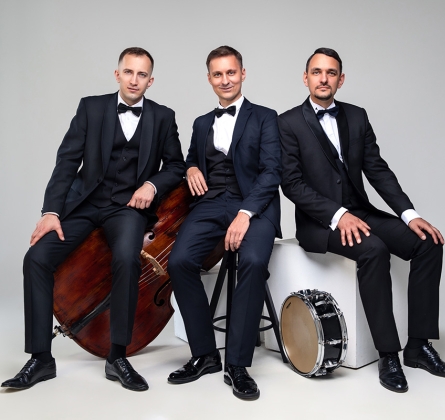 Трио Александра Маслова