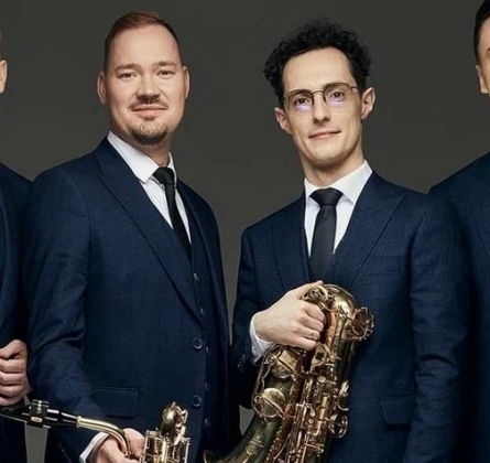 Танцы с саксофоном