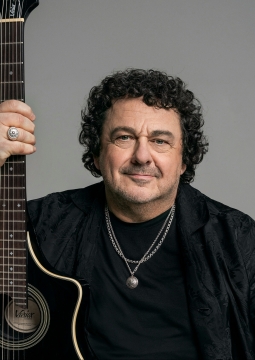 Игорь Саруханов