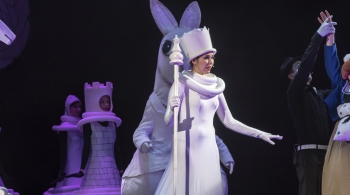 Алиса в стране чудес