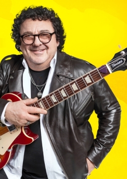 Игорь Саруханов