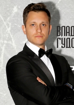 Владимир Гудожников