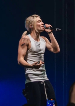 Nkeeei, Uniqe и Artem Shilovets