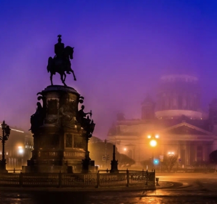 На автобусе по вечернему Петербургу