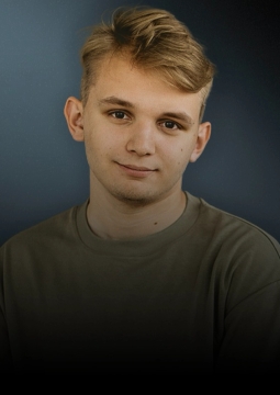 Кирилл Мазур