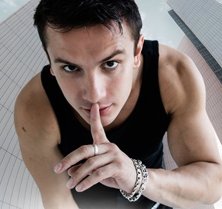 NЮ | Юрий Николаенко