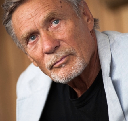 Александр Михайлов