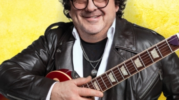 Игорь Саруханов